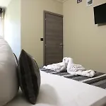 Le Banana's 2*