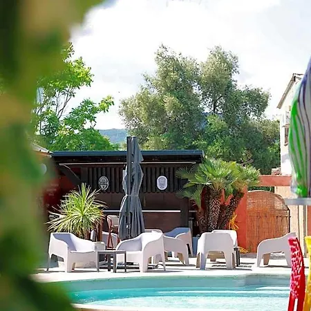 Hotel Le Banana's 3*