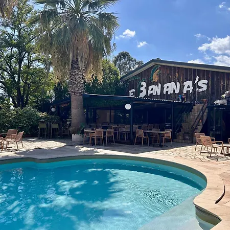 Le Banana's Hotel 3*